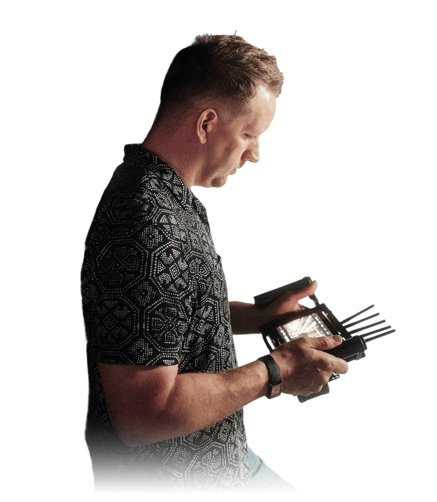 crew_with_handheld_device