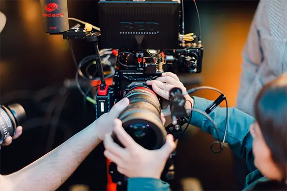 Here’s How Camera Tracking Works in Virtual Set Environments